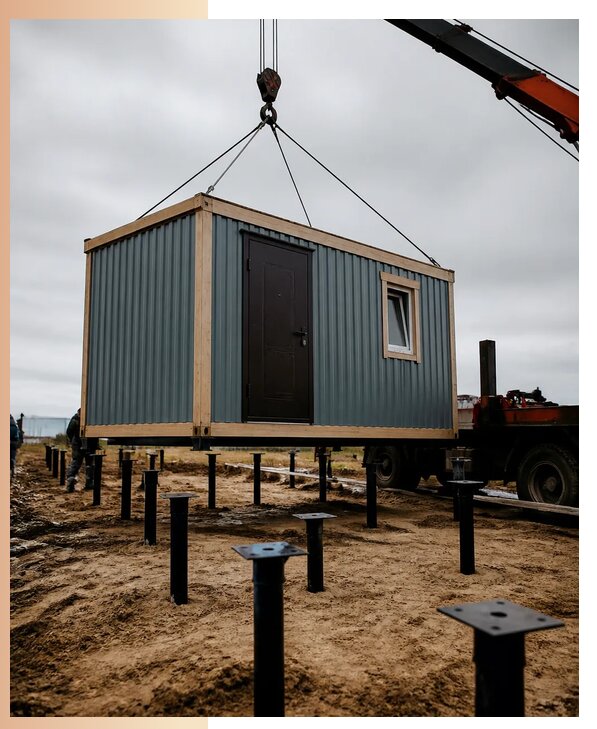 Установка бытовок на свайный фундамент под ключ в Тюмени